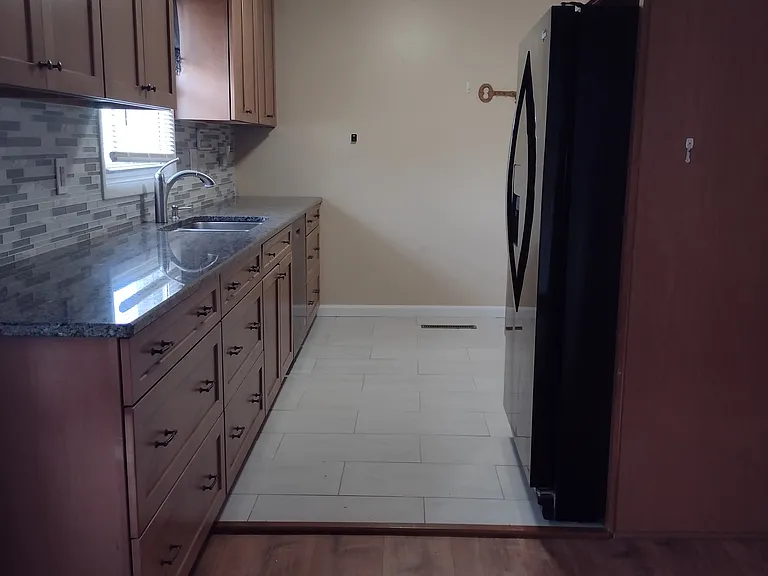 11848 Knollsprings Ct — Photo 36
