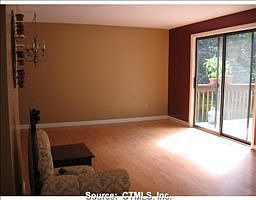 4th image of 20 Mallard Cir