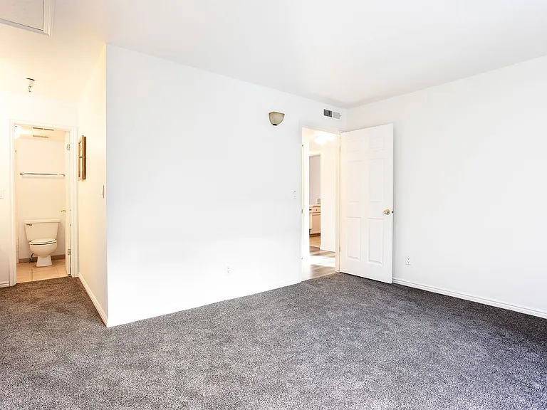 1660 Upper Ironhorse Loop #G5 — Photo 12