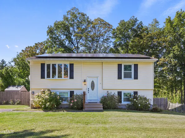 11 Marco Dr, Pittsfield, MA 01201