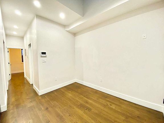 3rd image of 1778 Bergen St #4BI