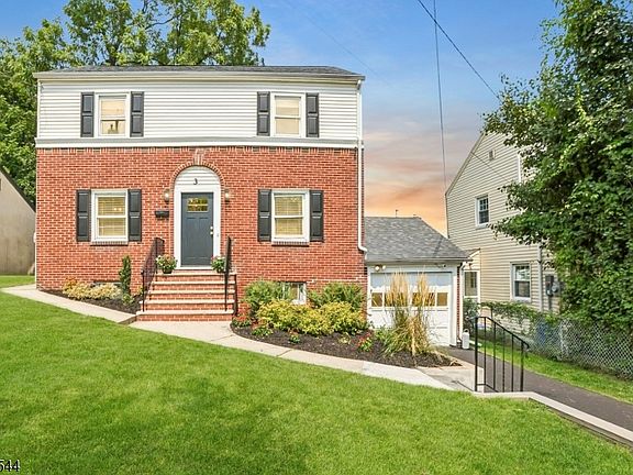 2nd image of 3 Orange Heights Ave