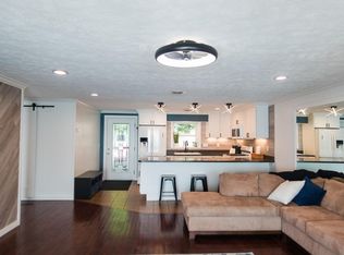 7633 S West Bay Shore Dr, Traverse City, MI 49684