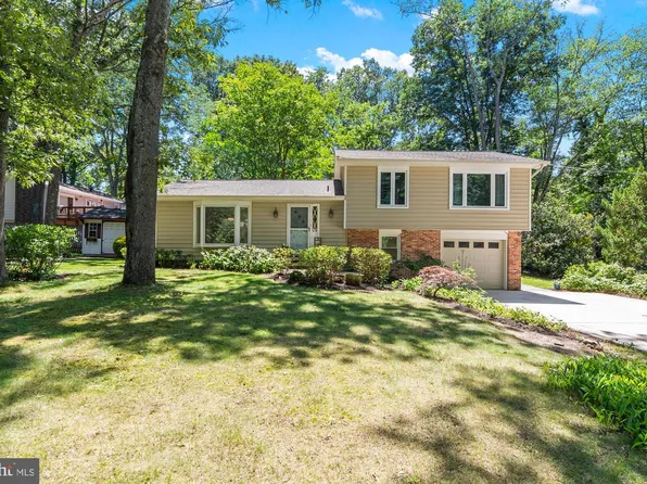 1123 Chinaberry Ln, Crownsville, MD 21032