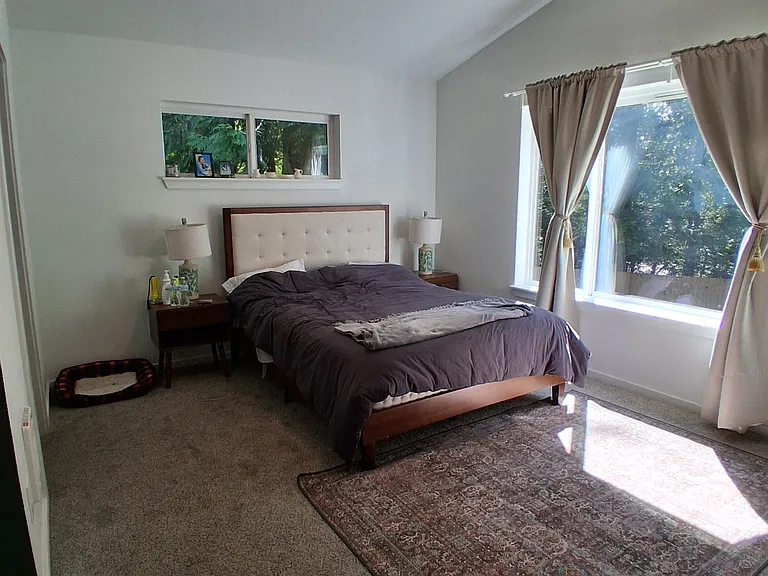 471 E Parkway Blvd — Photo 14