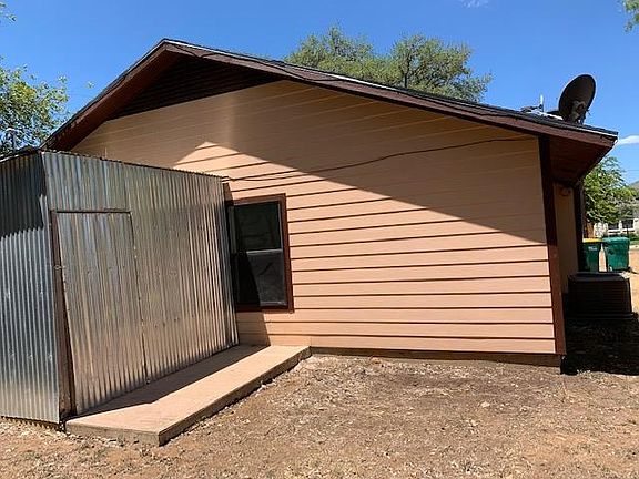 5th image of 643 Birch Ln