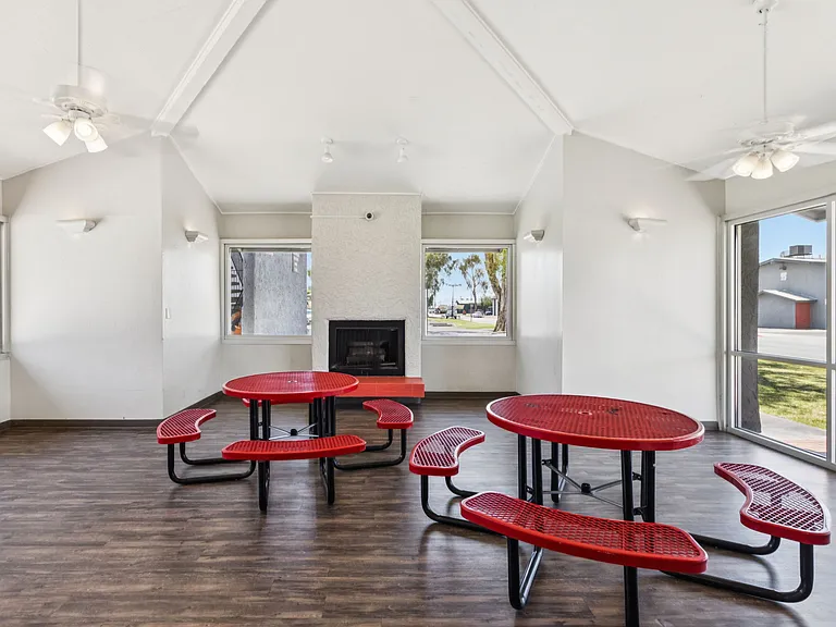 Alta Vista Village — Photo 14