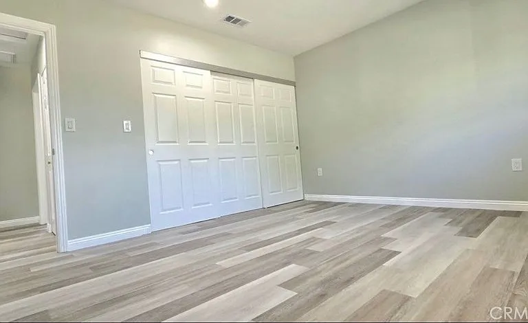 5830 N Vista St — Photo 13