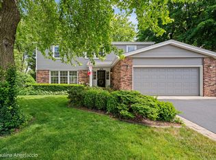 609 N Eagle Ln, Palatine, IL 60067