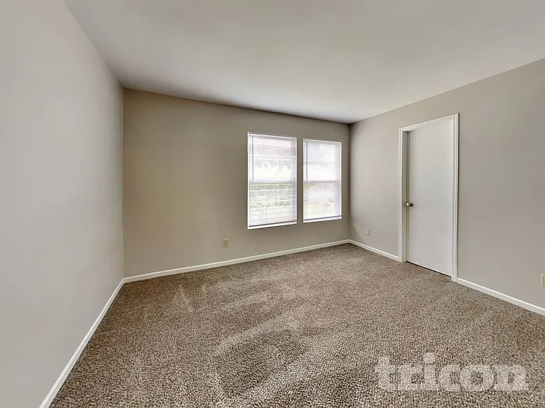 3321 Hapsburg Way — Photo 13