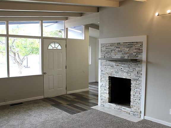 2nd image of 141 Brock St