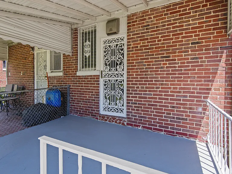 2600 N Longwood St #1 — Photo 39