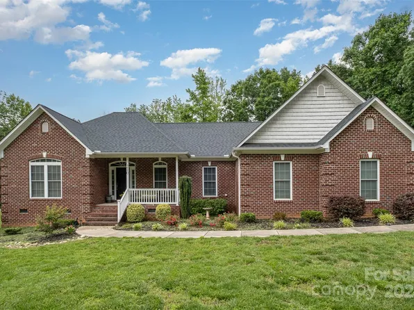 210 Stafford Estates Dr, Salisbury, NC 28146