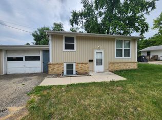 203 E Vernon Ave, Normal, IL 61761