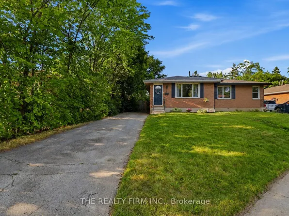 2 Noel Ave, London, ON N5V 1A9