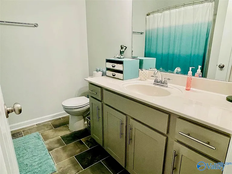 115 Edgestone Dr — Photo 19