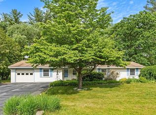 28 Sandra Dr, Chelmsford, MA 01824