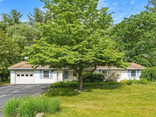 28 Sandra Dr, Chelmsford, MA 01824