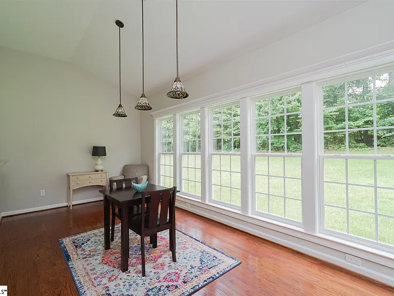 208 Woodland Creek Way — Photo 10
