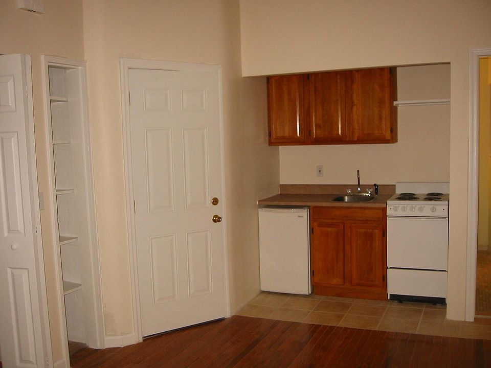 kitchen and entrance