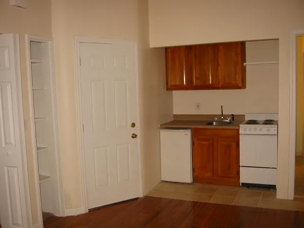 709 7th St, Union City, NJ 07087