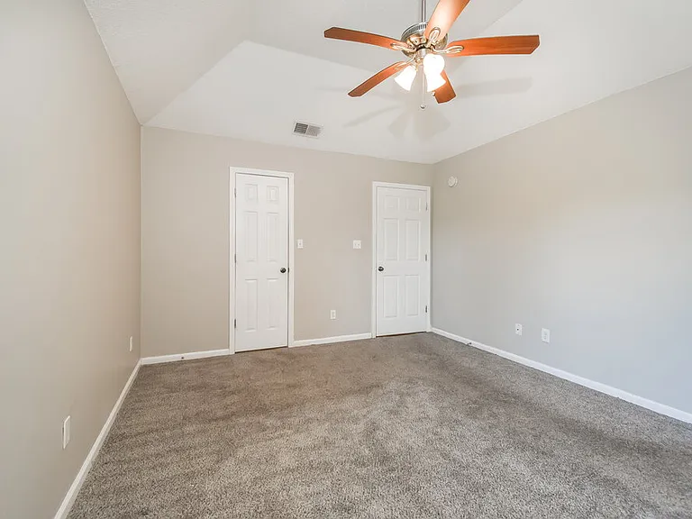 7340 Durango Dr — Photo 10
