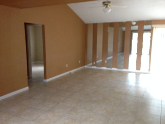 2nd image of 6624 Winding Oak Dr
