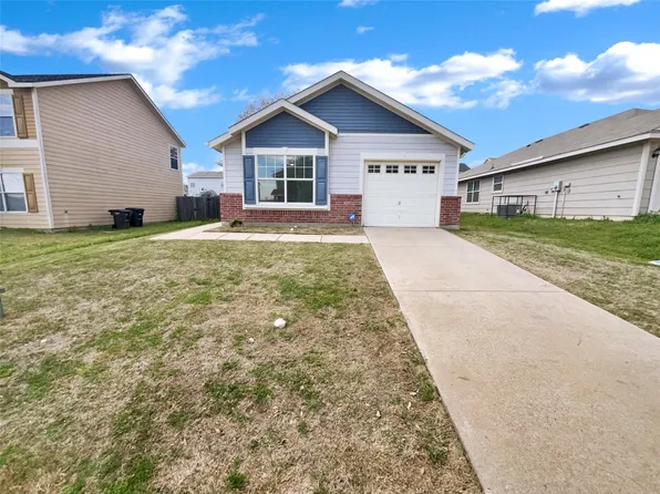 2924 Las Cruces Dr, Fort Worth, TX 76119