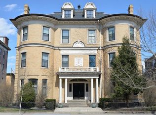 465 Washington St APT 3, Brookline, MA 02446