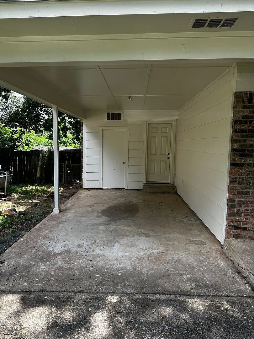 A Great Home in the Heart of Little Rock — Photo 2