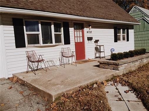 2nd image of 4710 Melody Ln