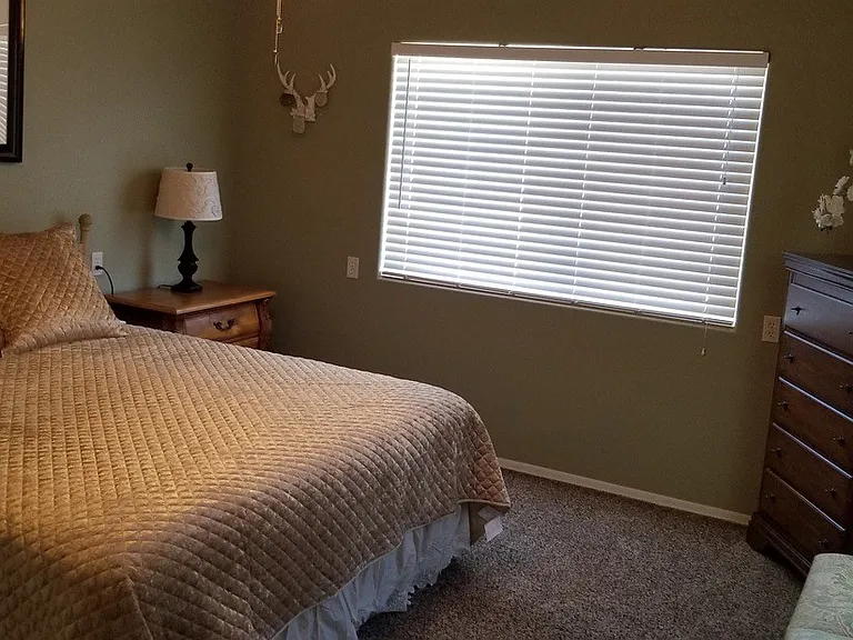2410 Hillview Dr — Photo 12