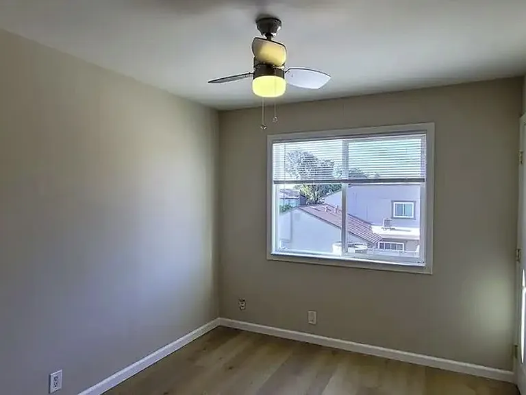 2608 Nevada Ln — Photo 9