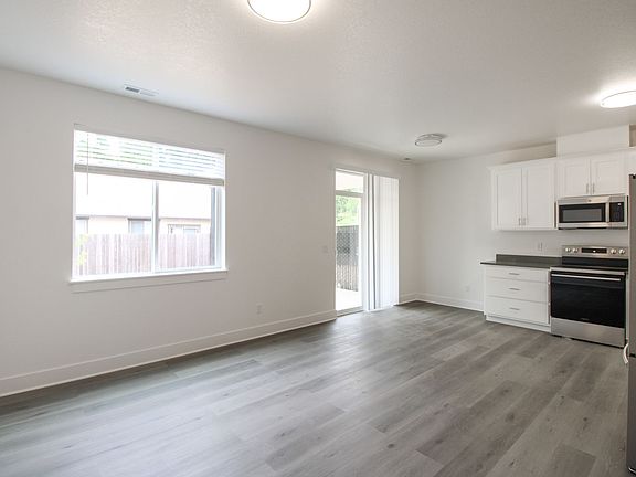 5th image of 1262-1272 9th St NW #1264
