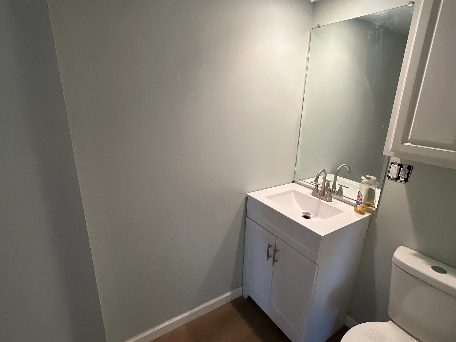 4 bed, 980 sqft, $1,600 — Photo 2