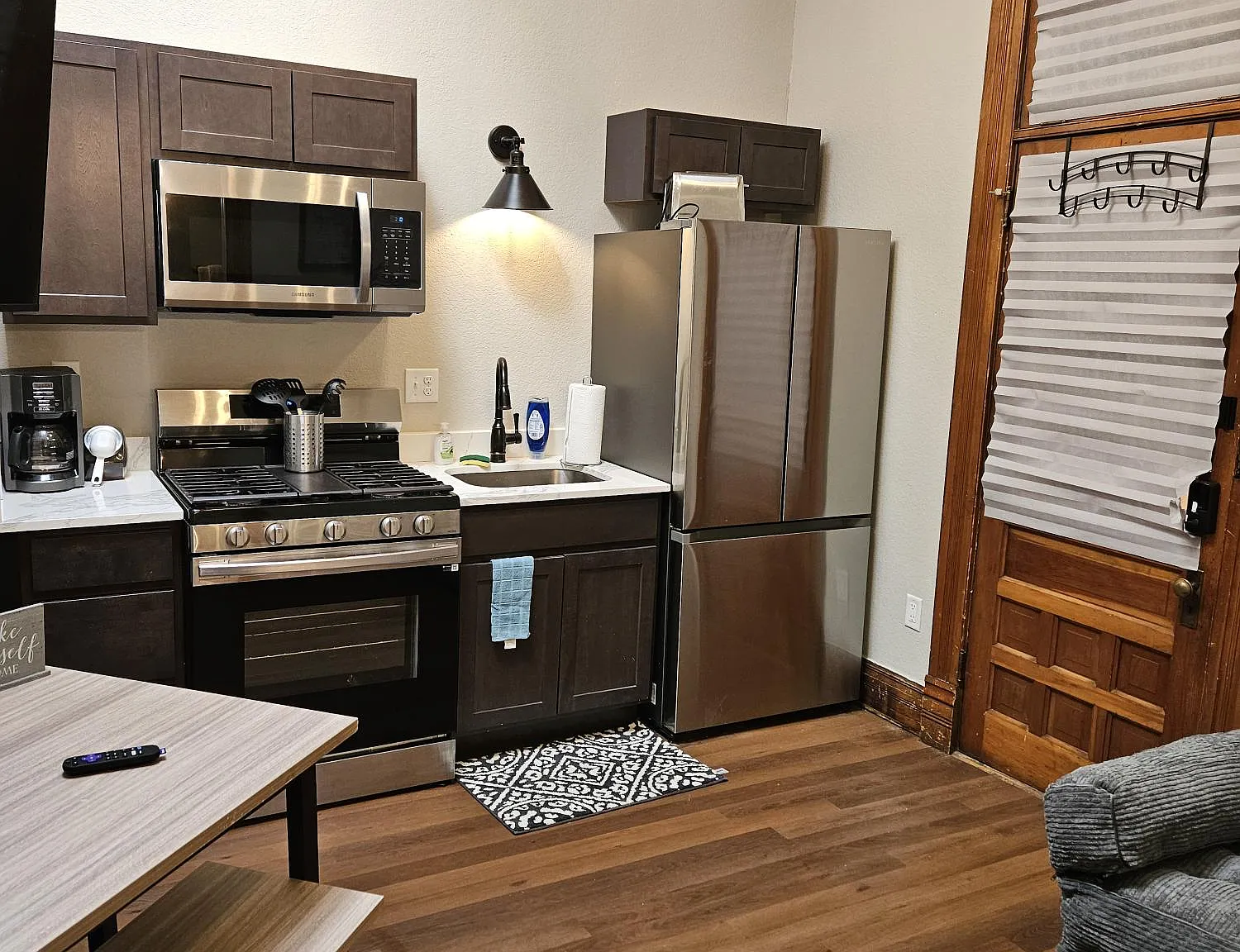 519 Main Street Apartments - J — Photo 4