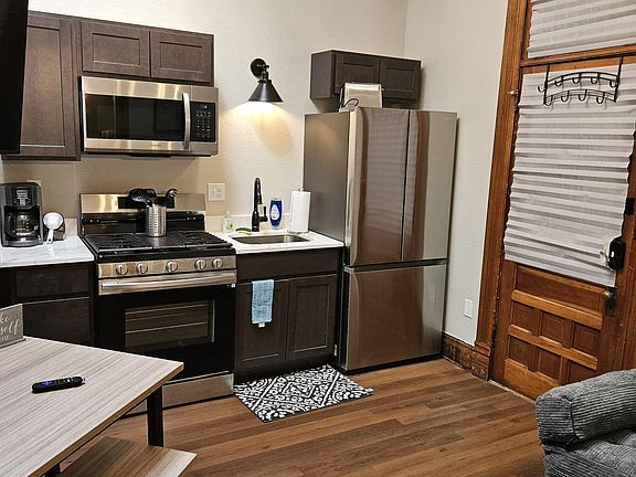 4th image of 519 Main Streetunit #J