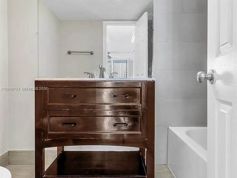 2750 NE 183rd St #806 — Photo 20