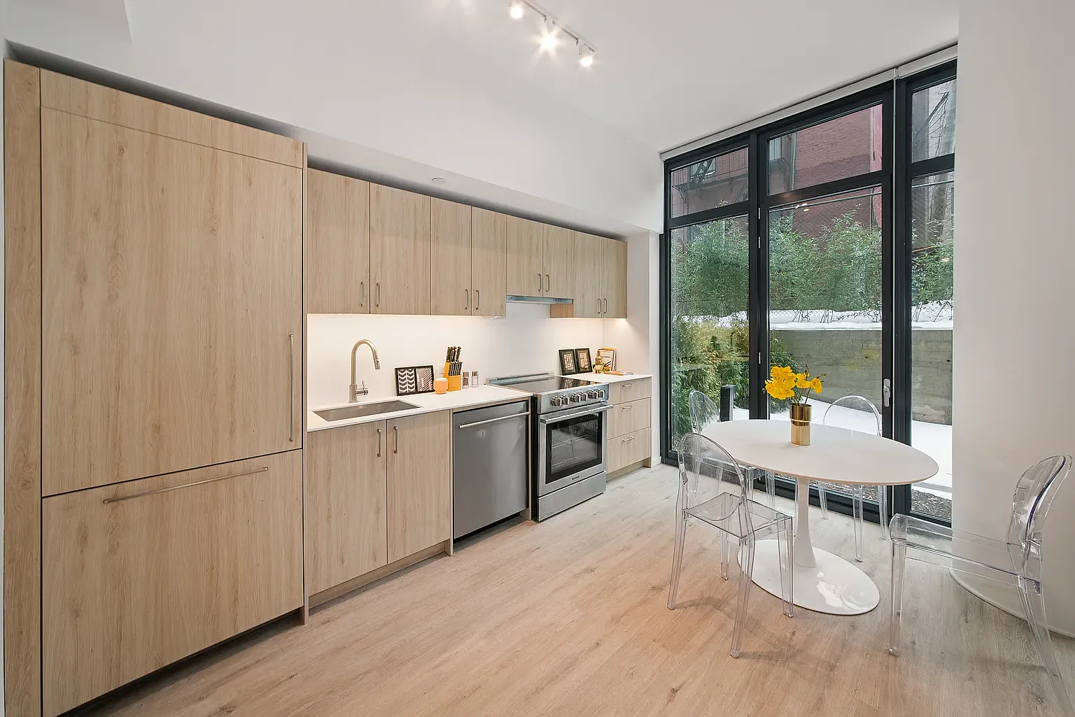 12 Halsey Street — Photo 1
