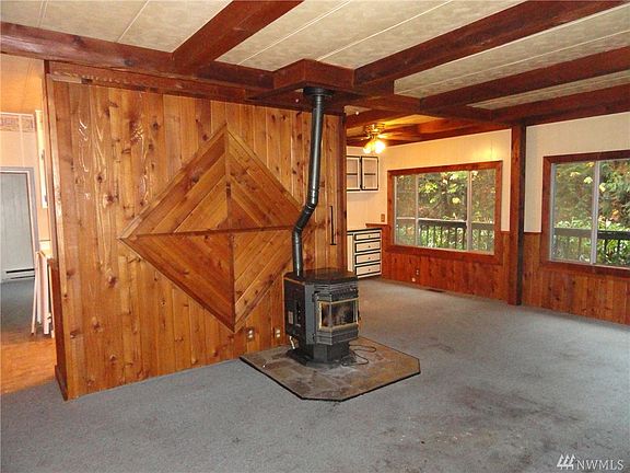 5th image of 1657 Hemlock Dr
