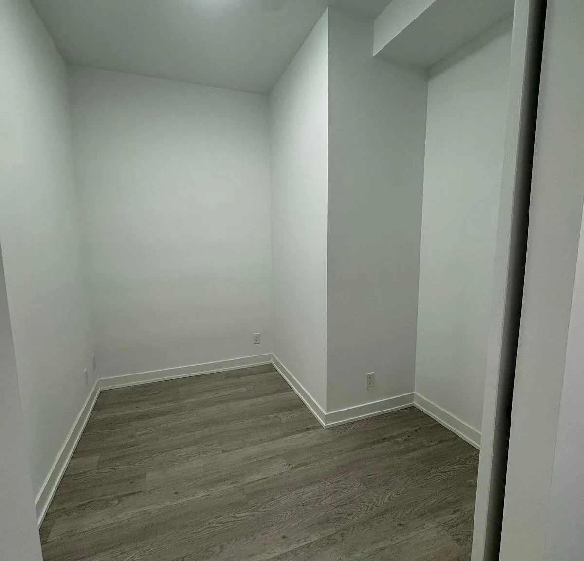 3 bed, 1150 sqft, $4,250 — Photo 3
