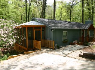 105 Chestnut St, Roswell, GA 30075