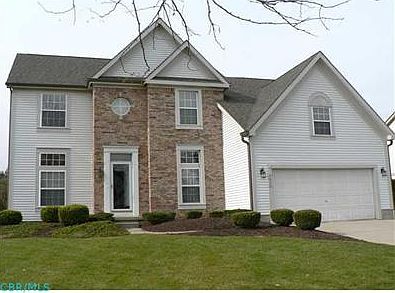 1st image of 4675 Clayburn Dr E