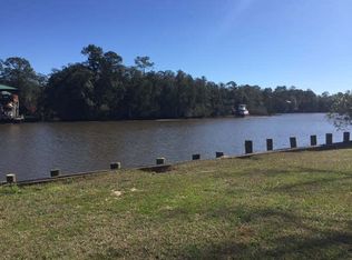 15996 Keeney Dr, Fairhope, AL 36532