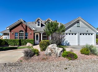 462 S 100 E, Washington, UT 84780