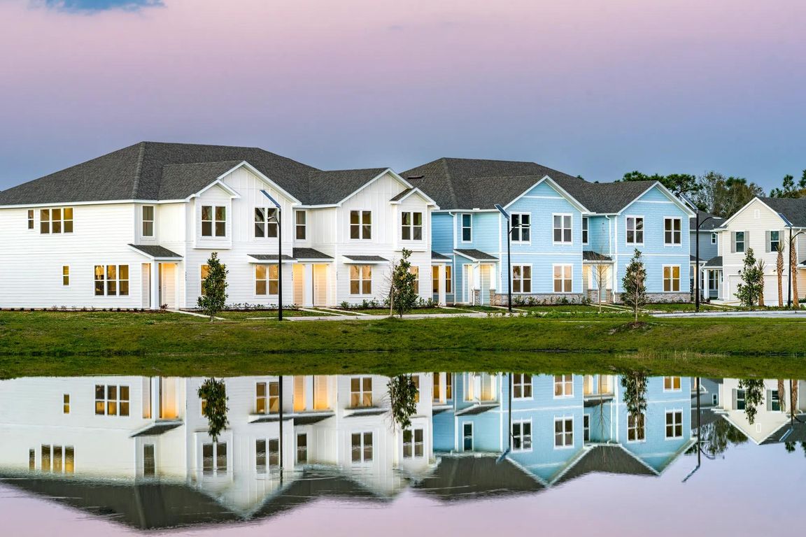 Modern townhome living with resort-style amenities at your doorstep.