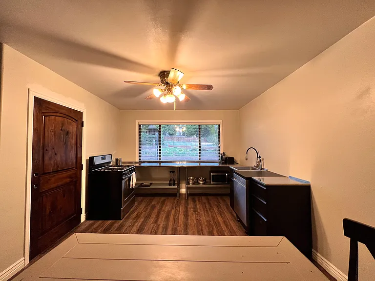 1975 Laguna Vista Dr — Photo 12