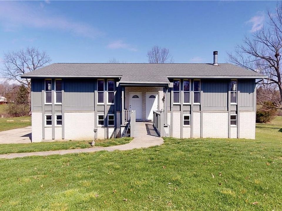1st image of 3447 Clover Dr
