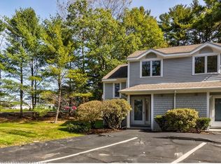 19 Holbrook St UNIT 1, Freeport, ME 04032