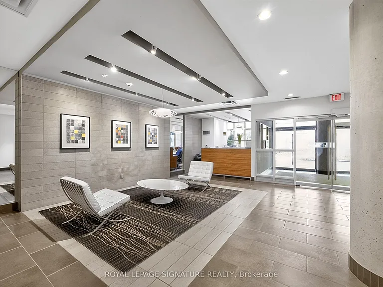 23 Brant St #213 — Photo 34